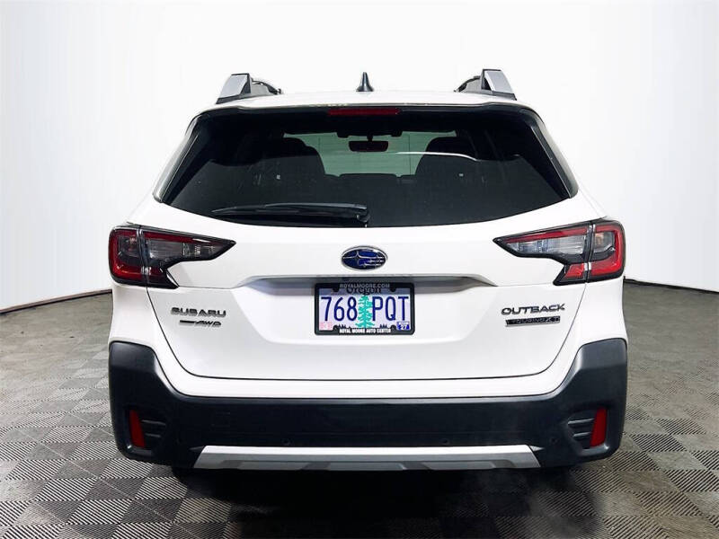 2022 Subaru Outback Touring XT