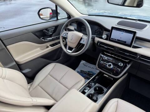 2022 Lincoln Corsair Standard