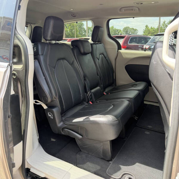 2018 Chrysler Pacifica Touring L