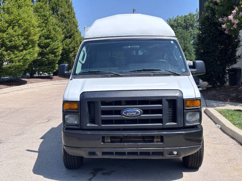 2011 Ford E-Series E-350 SD
