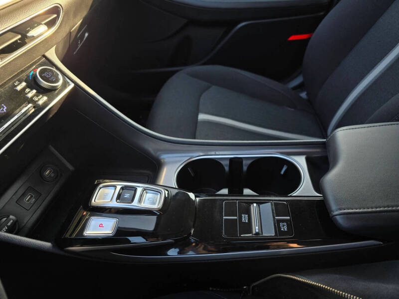 2022 Hyundai Sonata Hybrid Blue