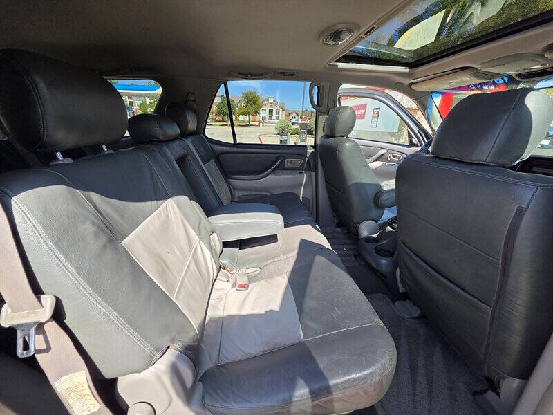 2006 Toyota Sequoia SR5