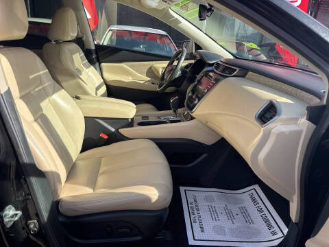 2023 Nissan Murano SV