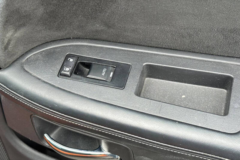 2011 Dodge Challenger SRT8 392