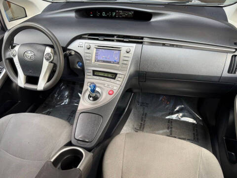 2015 Toyota Prius Three