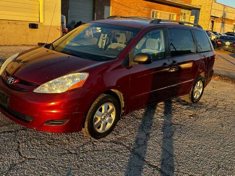 2006 Toyota Sienna for sale at Rayyan Autos in Dallas TX