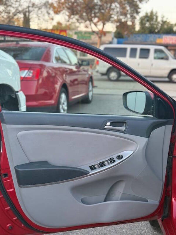 2017 Hyundai Accent Value Edition