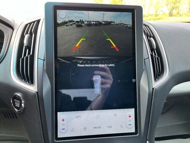 2023 Ford Edge 36