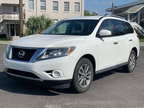 2013 Nissan Pathfinder for sale at LUXURY AUTO MALL in Tampa FL