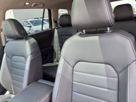 2025 Volkswagen Atlas SEL 4Motion