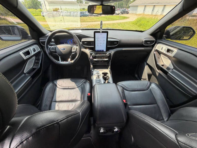 2022 Ford Explorer ST