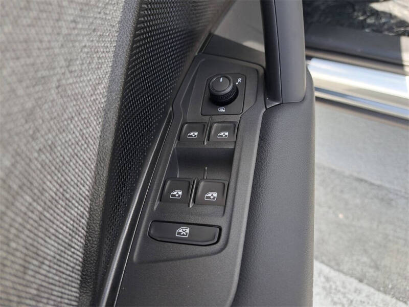 2025 Volkswagen Tiguan S 4Motion