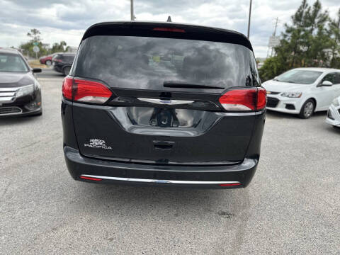 2019 Chrysler Pacifica Touring L
