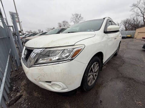 2014 Nissan Pathfinder for sale at Car Depot in Detroit MI