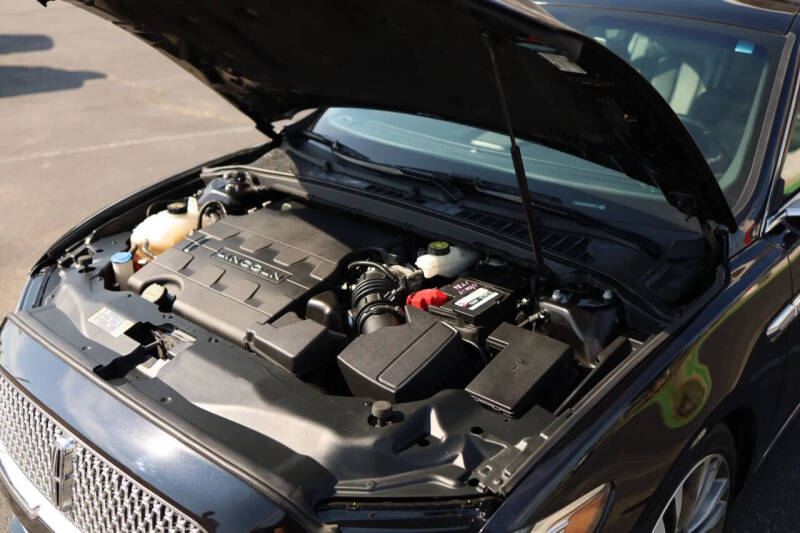 2019 Lincoln Continental Select