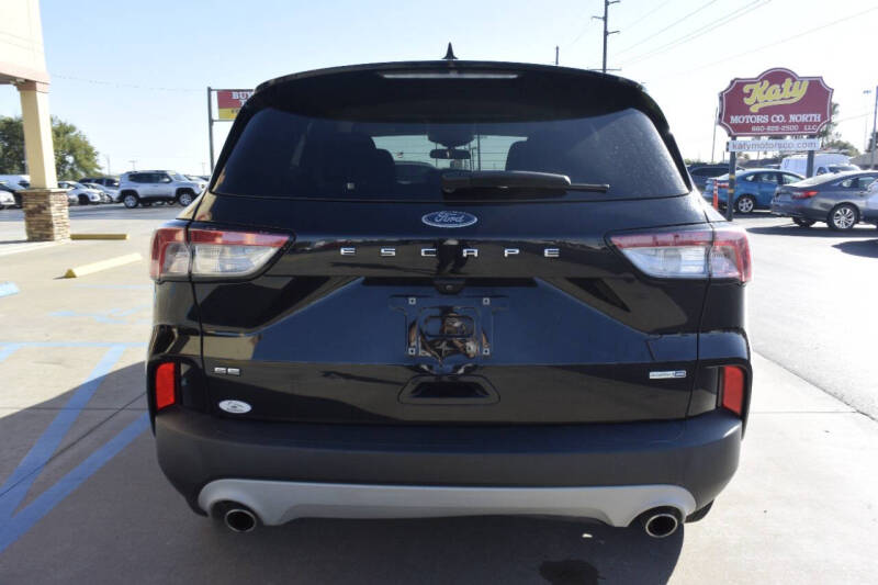 2020 Ford Escape SE