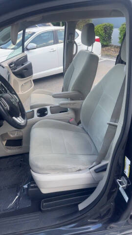 2012 Dodge Grand Caravan SXT