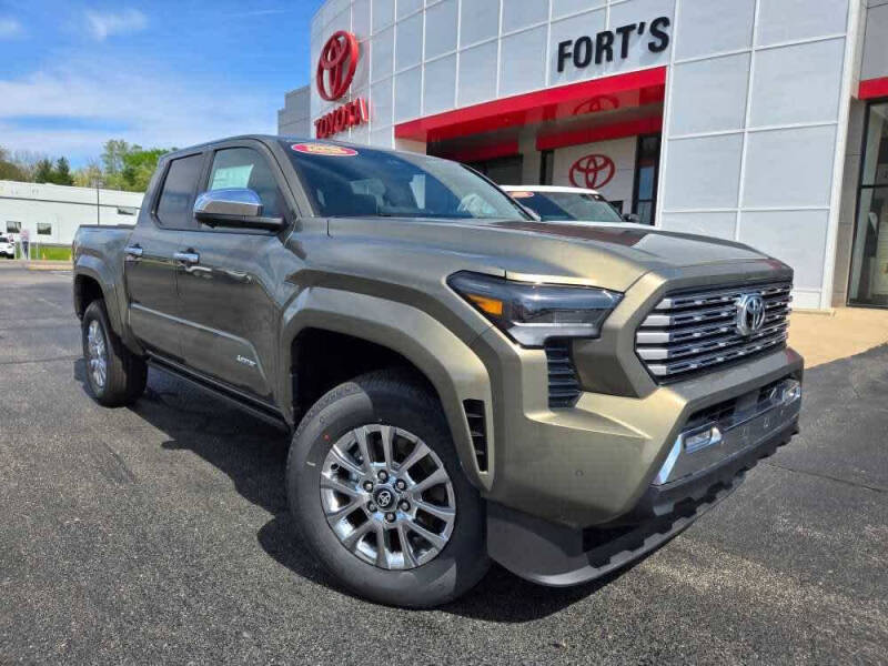2025 Toyota Tacoma Limited HV