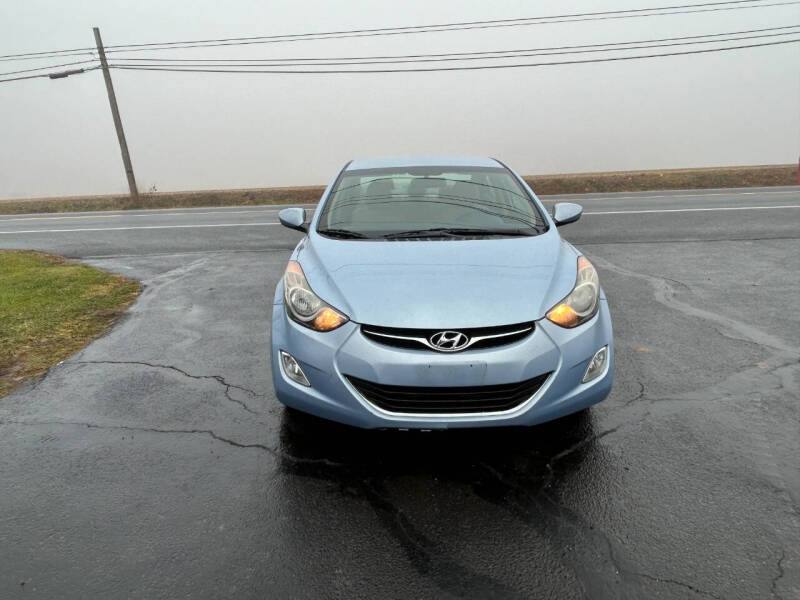 2012 Hyundai Elantra GLS photo 22