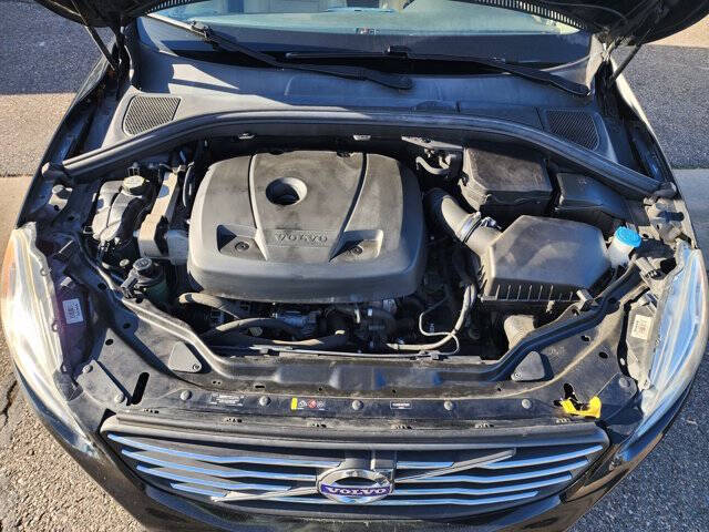 2016 Volvo XC60 T5 Drive-E Premier