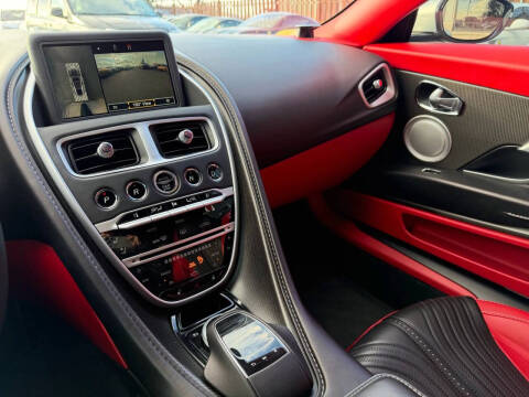 2017 Aston Martin DB11