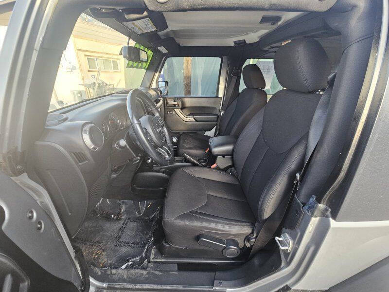 2013 Jeep Wrangler Sahara