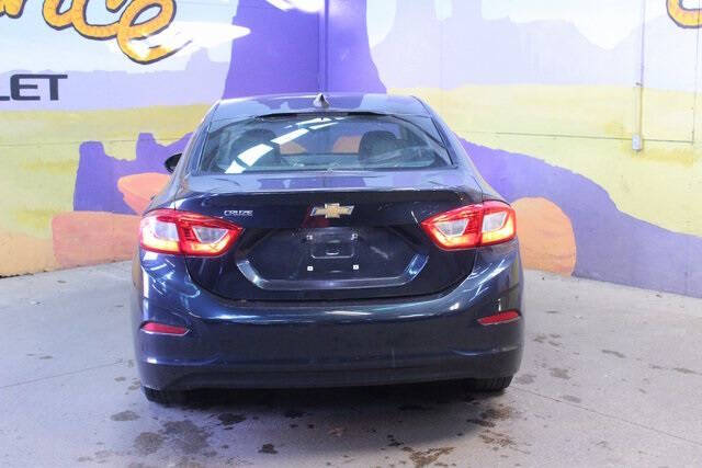 2016 Chevrolet Cruze LS Auto