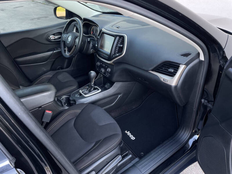 2017 Jeep Cherokee Latitude