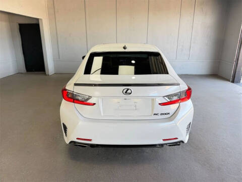2017 Lexus RC 200t