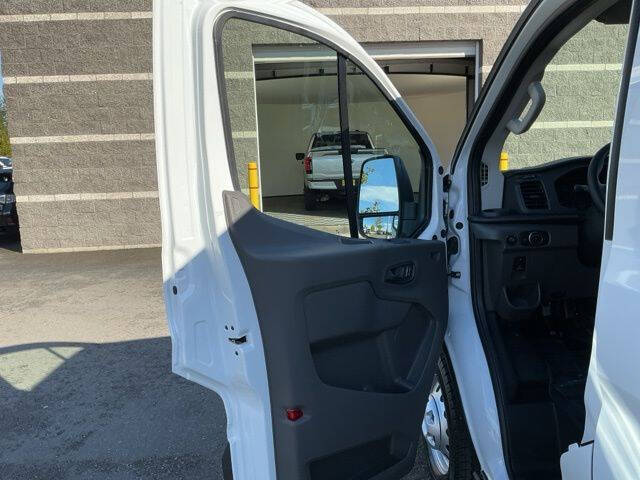 2025 Ford Transit