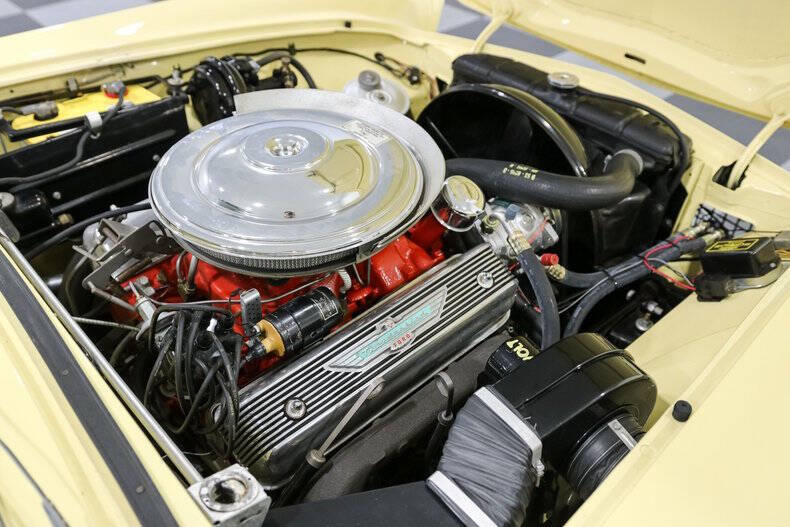 1957 Ford Thunderbird