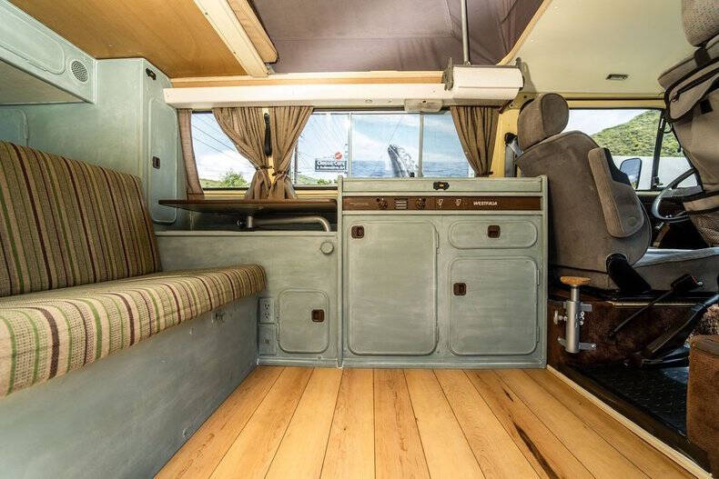 1982 Volkswagen Vanagon Camper