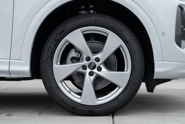 2025 Audi Q5 quattro Premium Plus TFSI