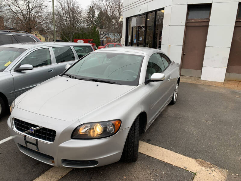 2007 Volvo C70 for sale at European Motors in West Hartford CT