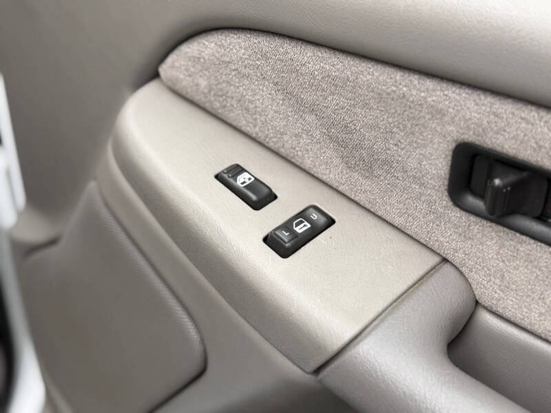 2002 Chevrolet Silverado 3500 LS