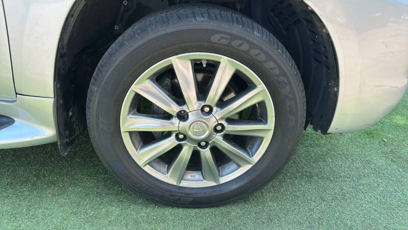 2011 Lexus LX 570