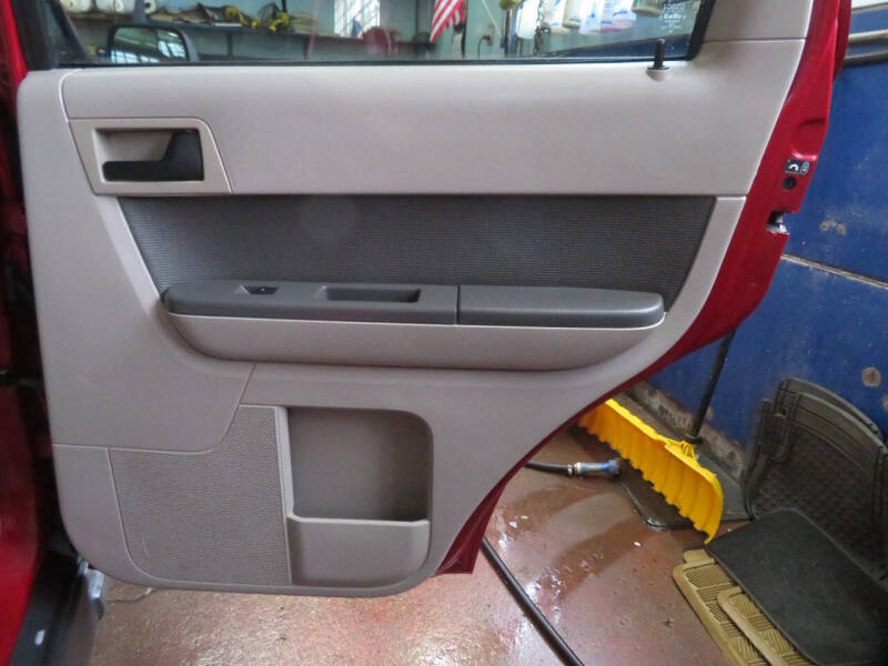 2011 Ford Escape XLT