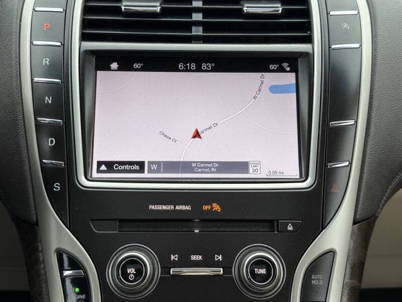 2019 Lincoln Nautilus Select