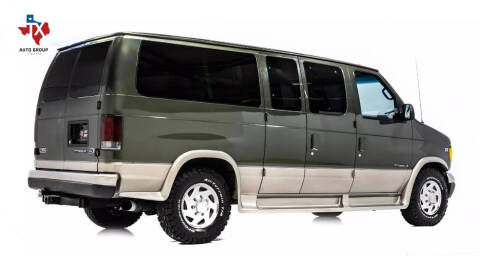 2002 Ford E-Series E-350 SD XLT