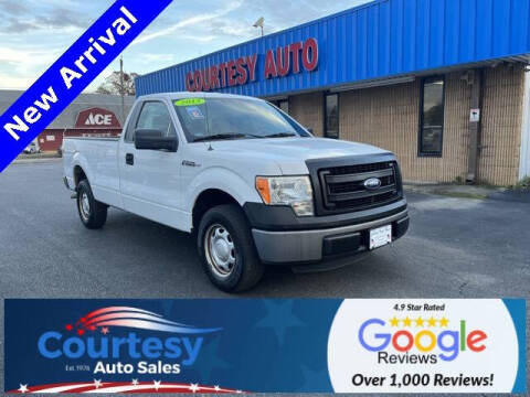 2013 Ford F-150 for sale at Courtesy Auto Sales in Chesapeake VA