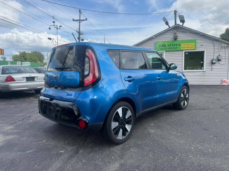 2016 Kia Soul +