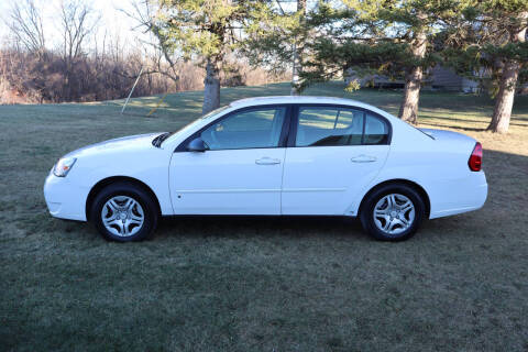 2007 Chevrolet Malibu for sale at LENTZ USED VEHICLES INC in Waldo WI