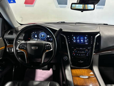 2017 Cadillac Escalade Premium Luxury