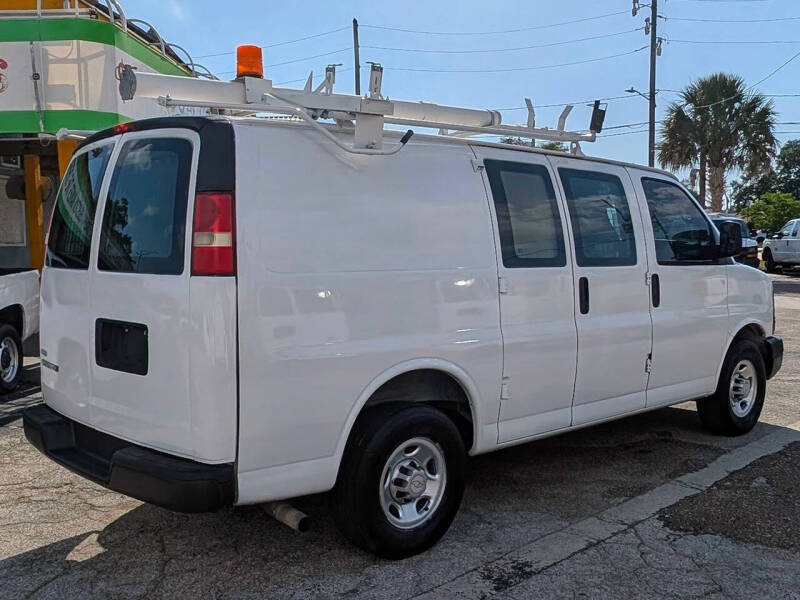 2011 Chevrolet Express 2500