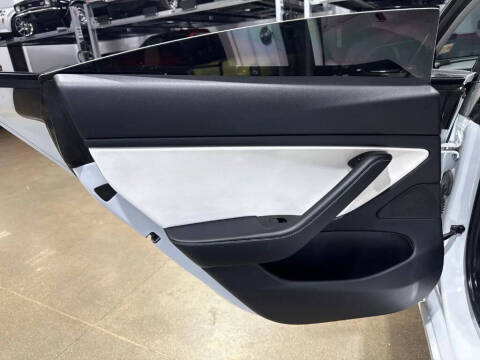 2020 Tesla Model 3 Performance