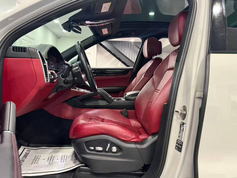 2020 Porsche Cayenne