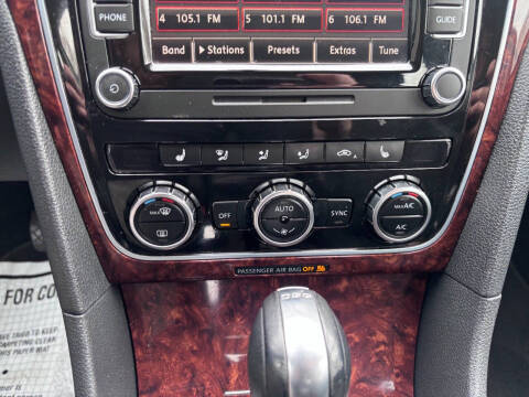 2013 Volkswagen Passat TDI SEL Premium