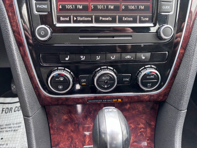 2013 Volkswagen Passat TDI SEL Premium