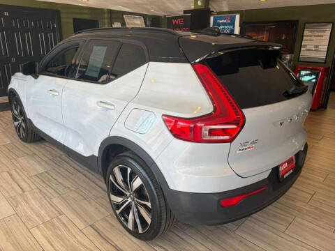 2021 Volvo XC40 Recharge Pure Electric P8