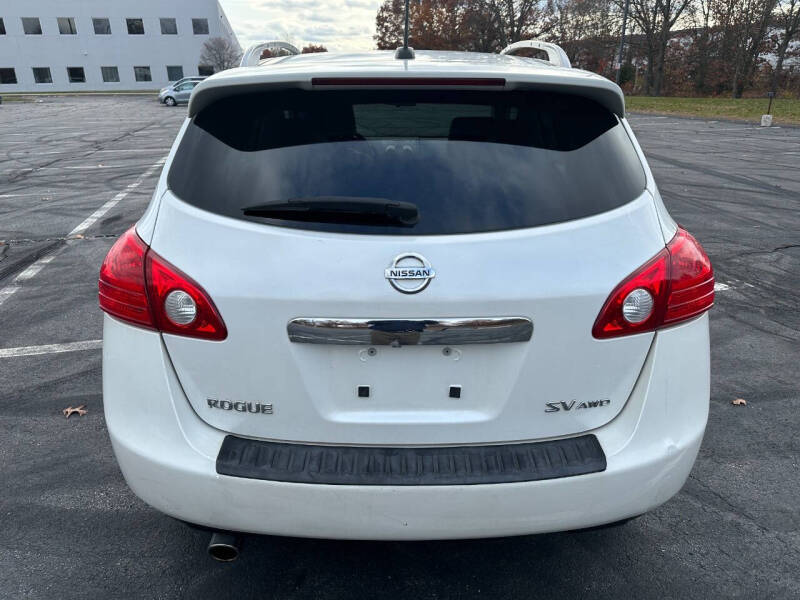 2011 Nissan Rogue SV